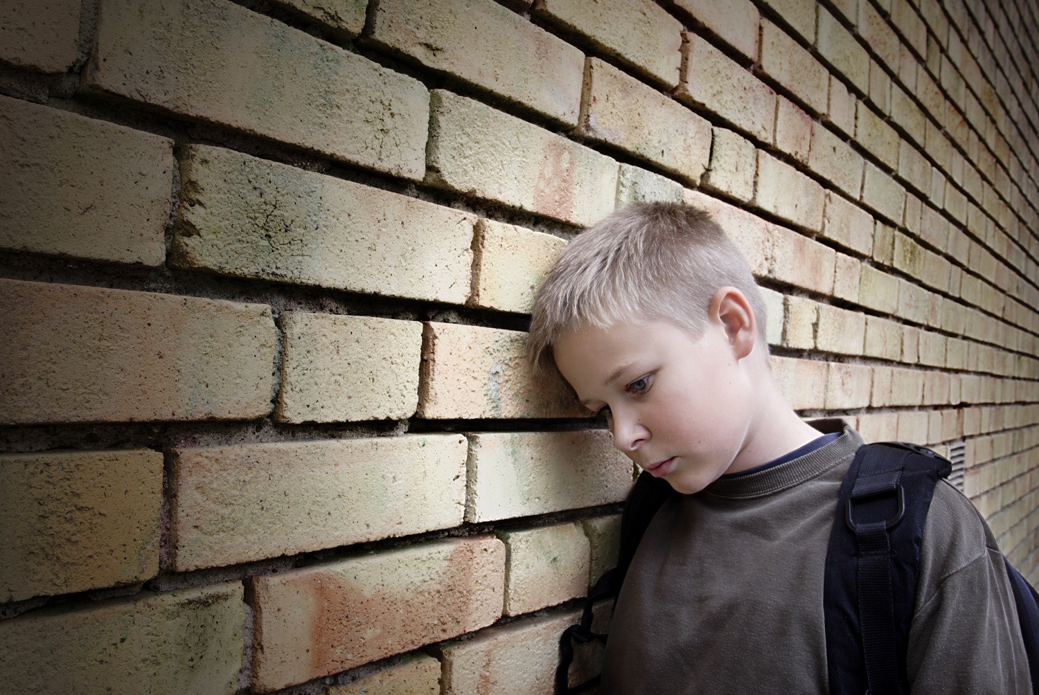 عوامل افزایش دهنده ی خطر ابتلا به افسردگی در کودکان و نوجوانان