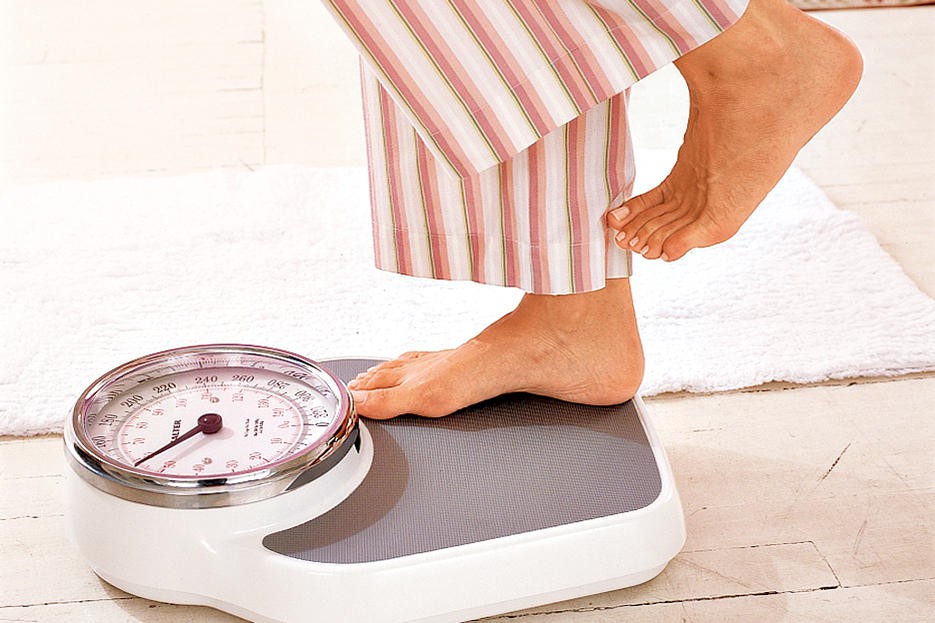 20 علامت که نشان می دهد  شما بیش از حد راجع به وزنتان وسواس دارید - قسمت اول