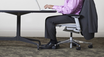 آیا ورزش کردن پس از نشستن طولانی مدت در محل کار، خطر ابتلا به بیماری ها را کاهش می دهد؟