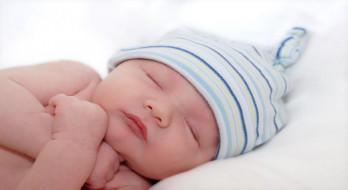 ژن‌ها در خواب شبانه نوزاد نقش دارند