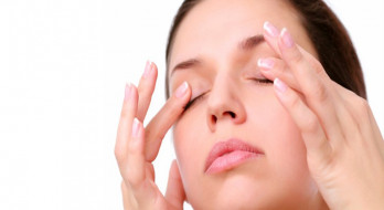 10 راه برای کاهش استرس و خستگی و پف زیر چشم