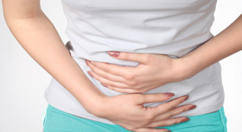 8 راه حل طبیعی برای تسکین سندرم قبل از قاعدگی (PMS)