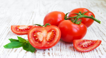 پیشگیری از سرطان سینه به کمک گوجه فرنگی