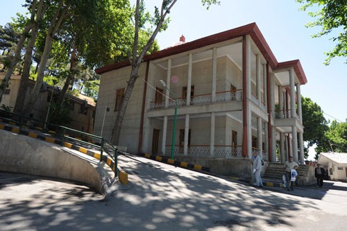 مسیح دانشوری
